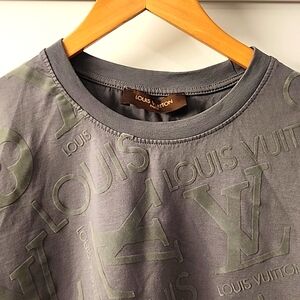 LV t-shirt L